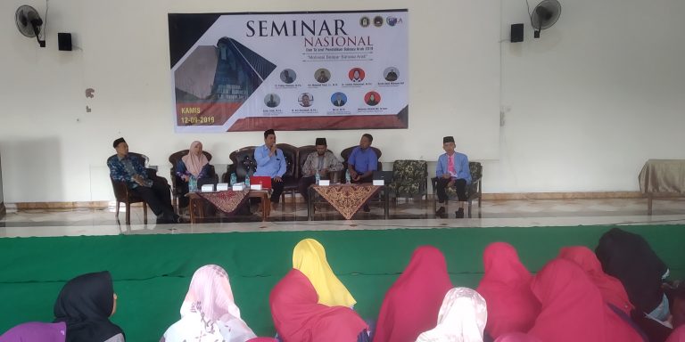 Seminar nasional dalam rangka masa ta’aruf  mahasiswa baru pendidikan bahasa arab Universitas Hasyim Asy’ari