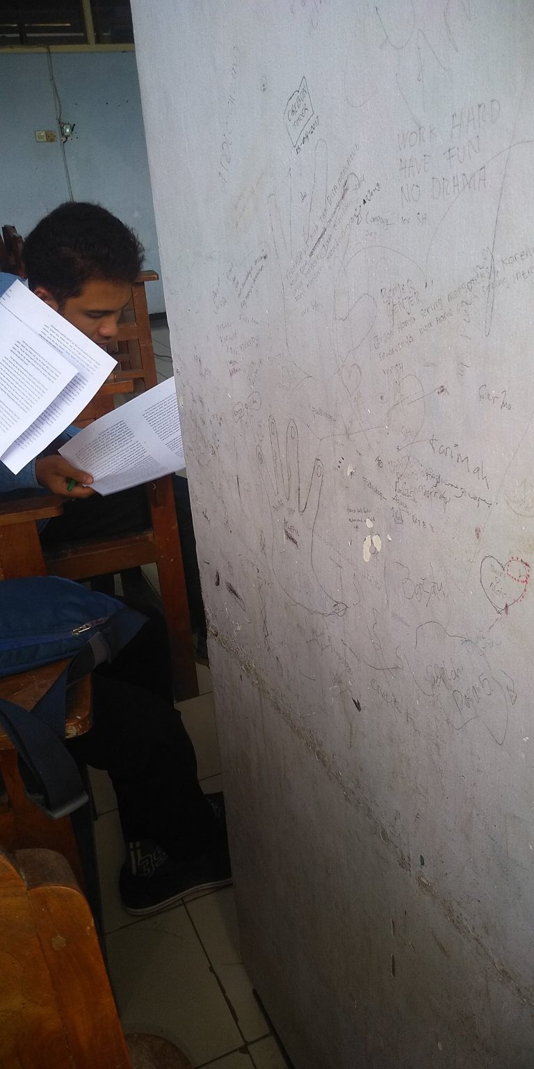 Vandalisme Mahasiswa Unhasy