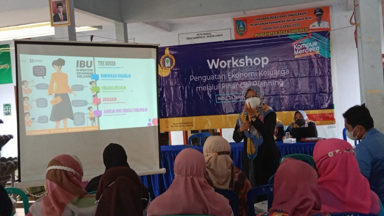 Sosialisasikan Financial Planning, Dosen Akuntansi Unhasy Adakan Workshop Di Desa Sambirejo
