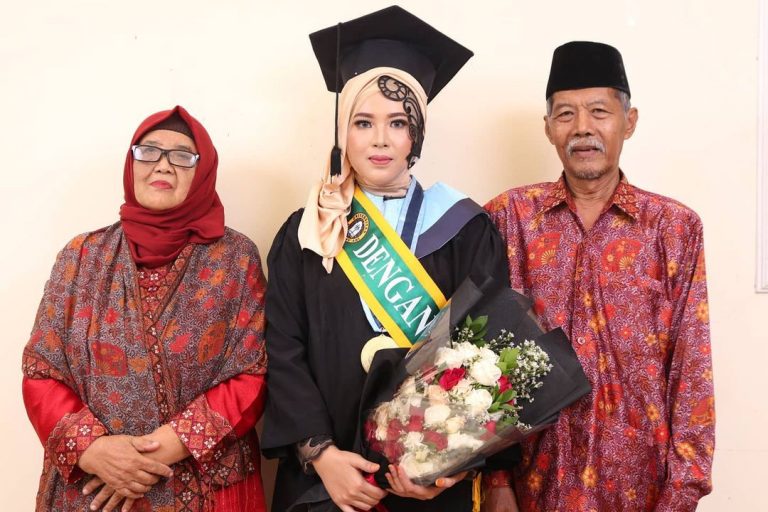 Kisah Nadlifah, Alumnus Unhasy Yang Sukses Menjadi Businesswoman