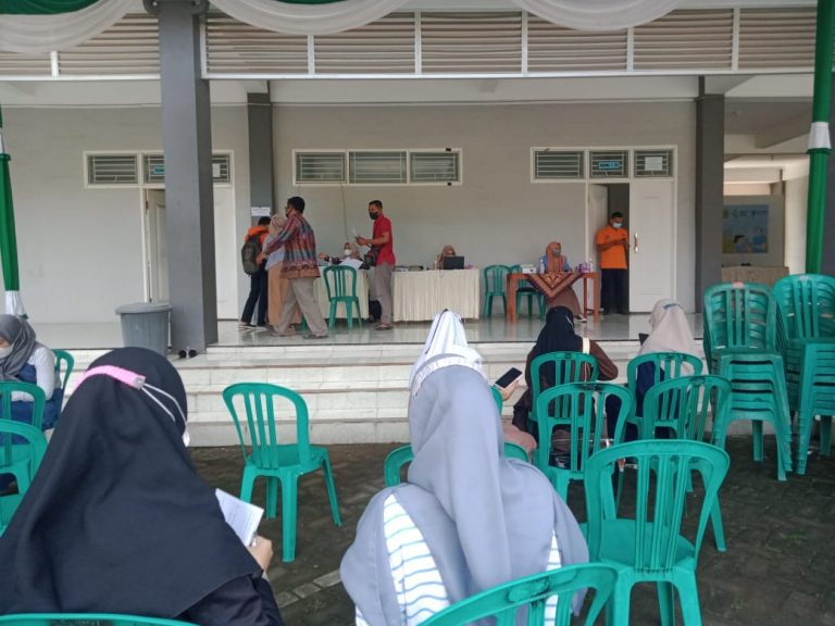 Jelang Pembelajaran Tatap Muka, Unhasy Adakan Vaksinasi Selama Dua Hari