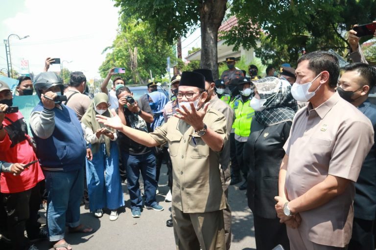 Ini Tanggapan DPRD Jombang Mengenai Tuntutan Mahasiswa Usai Unjuk Rasa