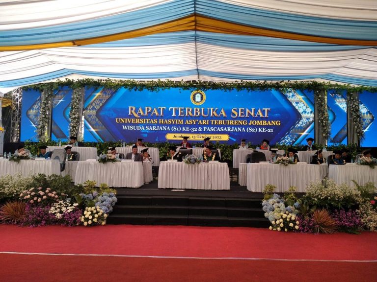 Diwarnai Haru Dan Bahagia, UNHASY Kukuhkan 969 Wisudawan