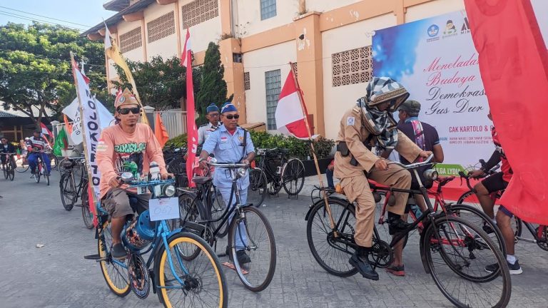 Memperingati Haul ke-14 Gus Dur, KOSTI gelar Gowes Tour to Gus Dur